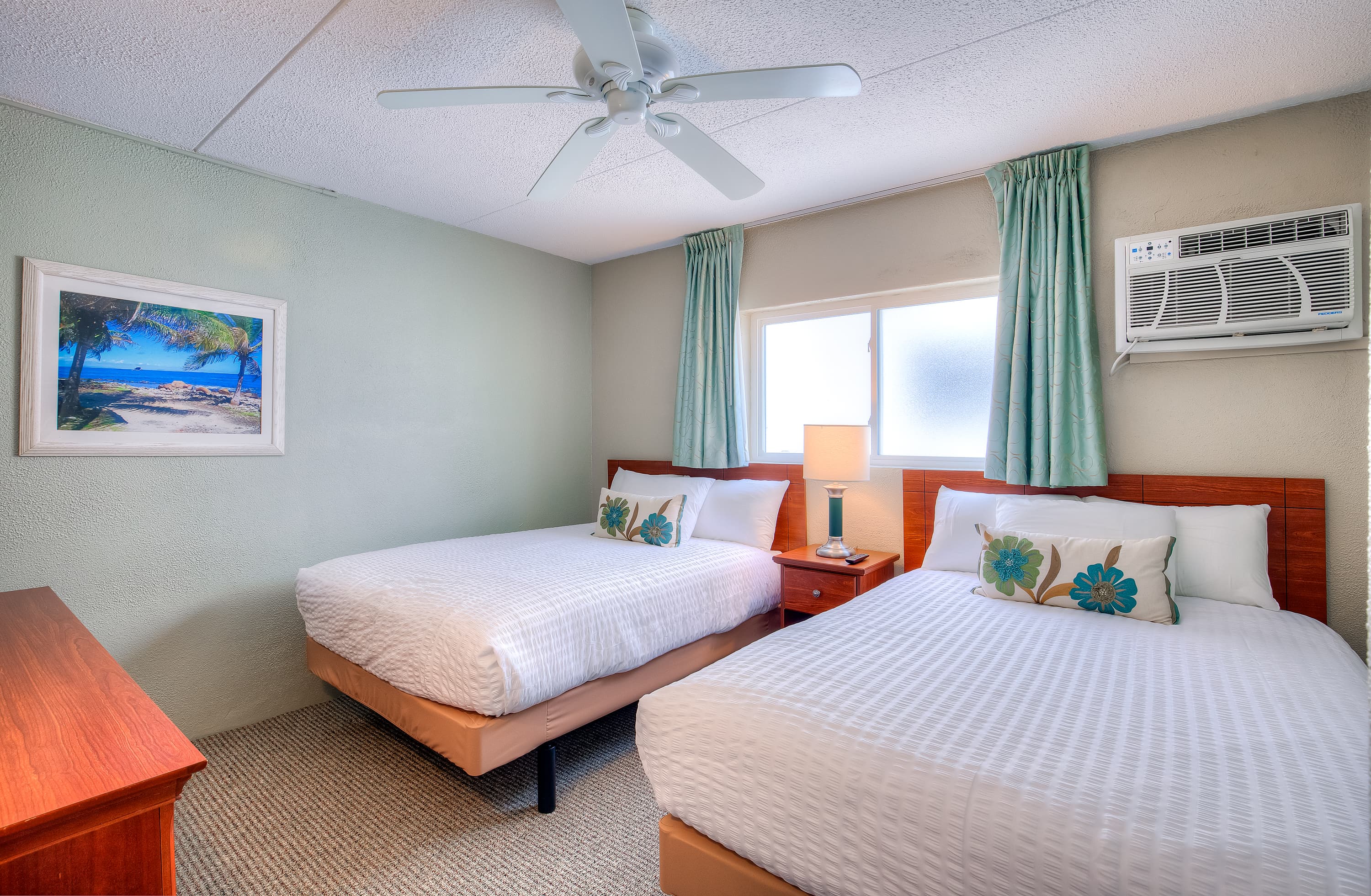 Bedroom with two full beds